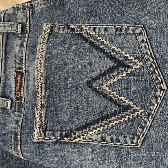 Wrangler Women's Willow Ultimate Riding Size 17/34 - Picture 10 of 11